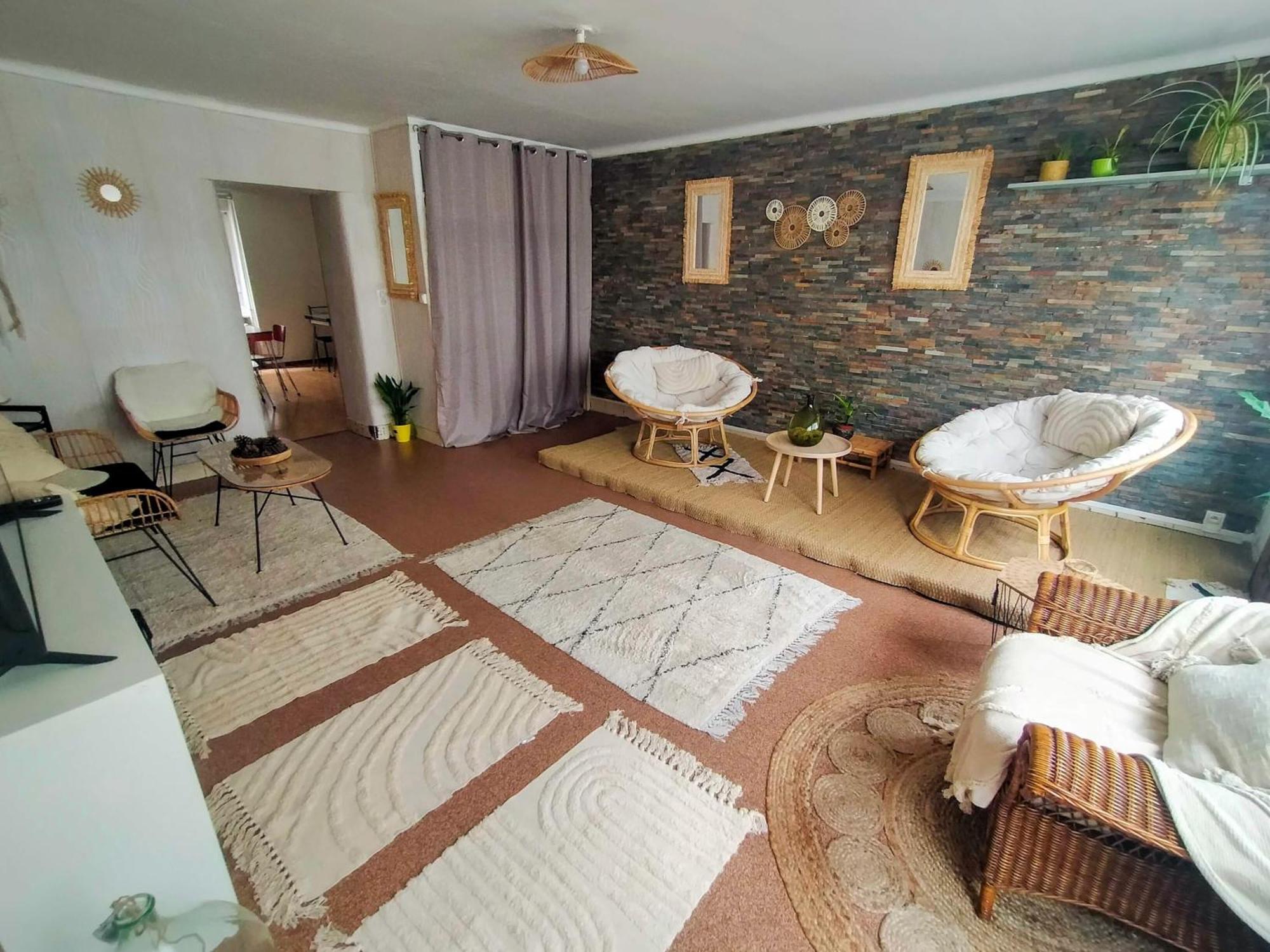 Au Bonheur Des Voyageurs Apartment กงการ์โน ภายนอก รูปภาพ