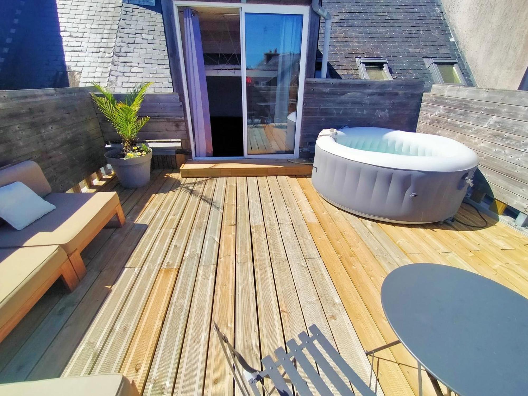 Au Bonheur Des Voyageurs Apartment กงการ์โน ภายนอก รูปภาพ