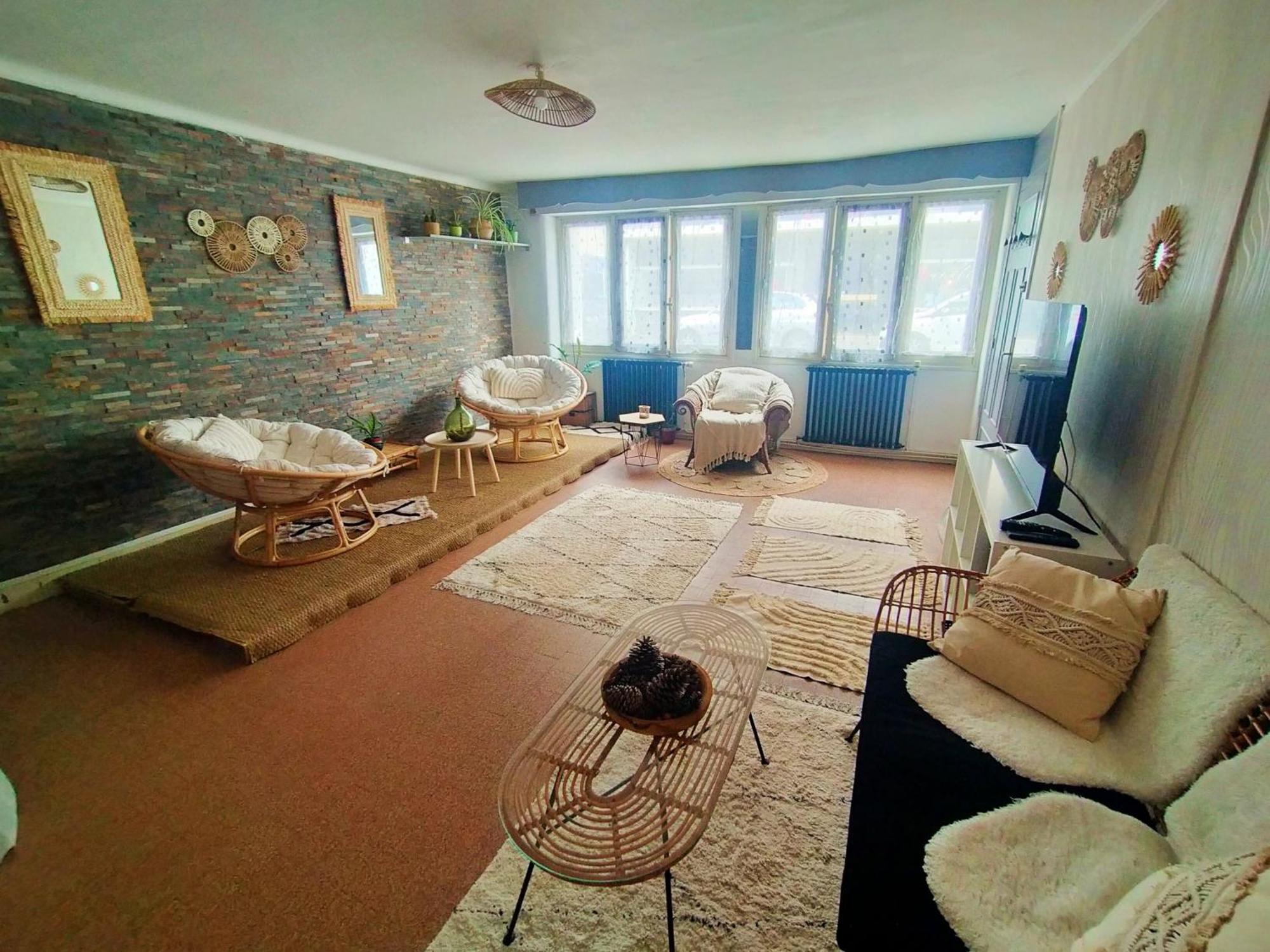 Au Bonheur Des Voyageurs Apartment กงการ์โน ภายนอก รูปภาพ