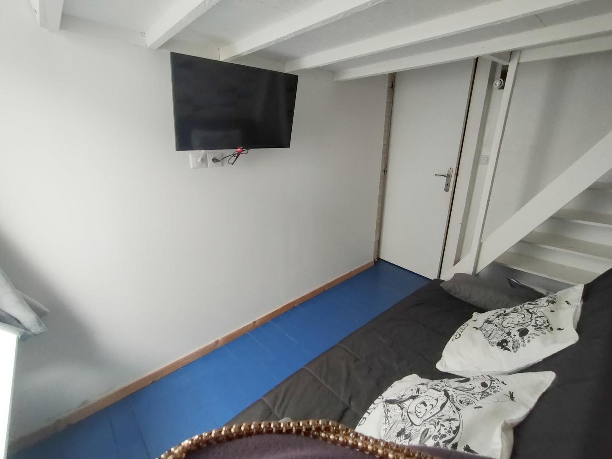 Au Bonheur Des Voyageurs Apartment กงการ์โน ห้อง รูปภาพ